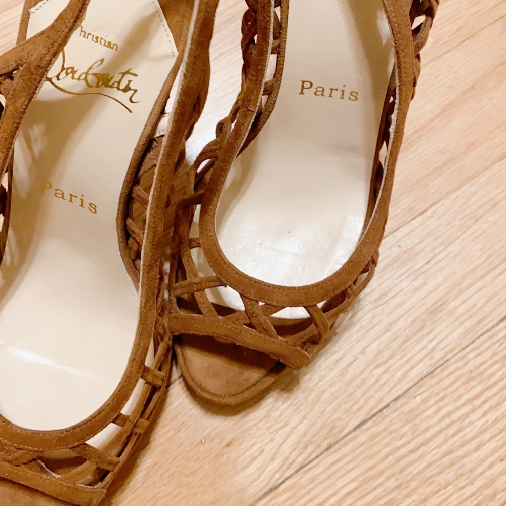Suede heel Christian Louboutin -Authentic